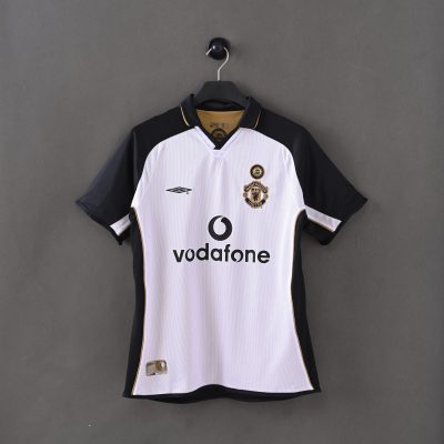 Manchester United Centenary Edition 01-02